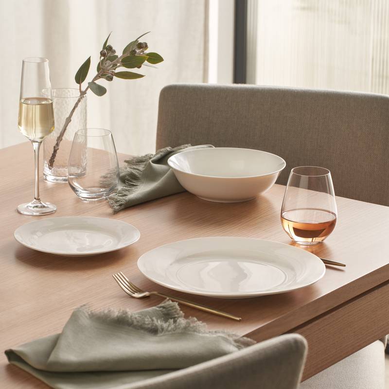 Buy Maxwell Williams White Basics European Rim Dinner Set Online